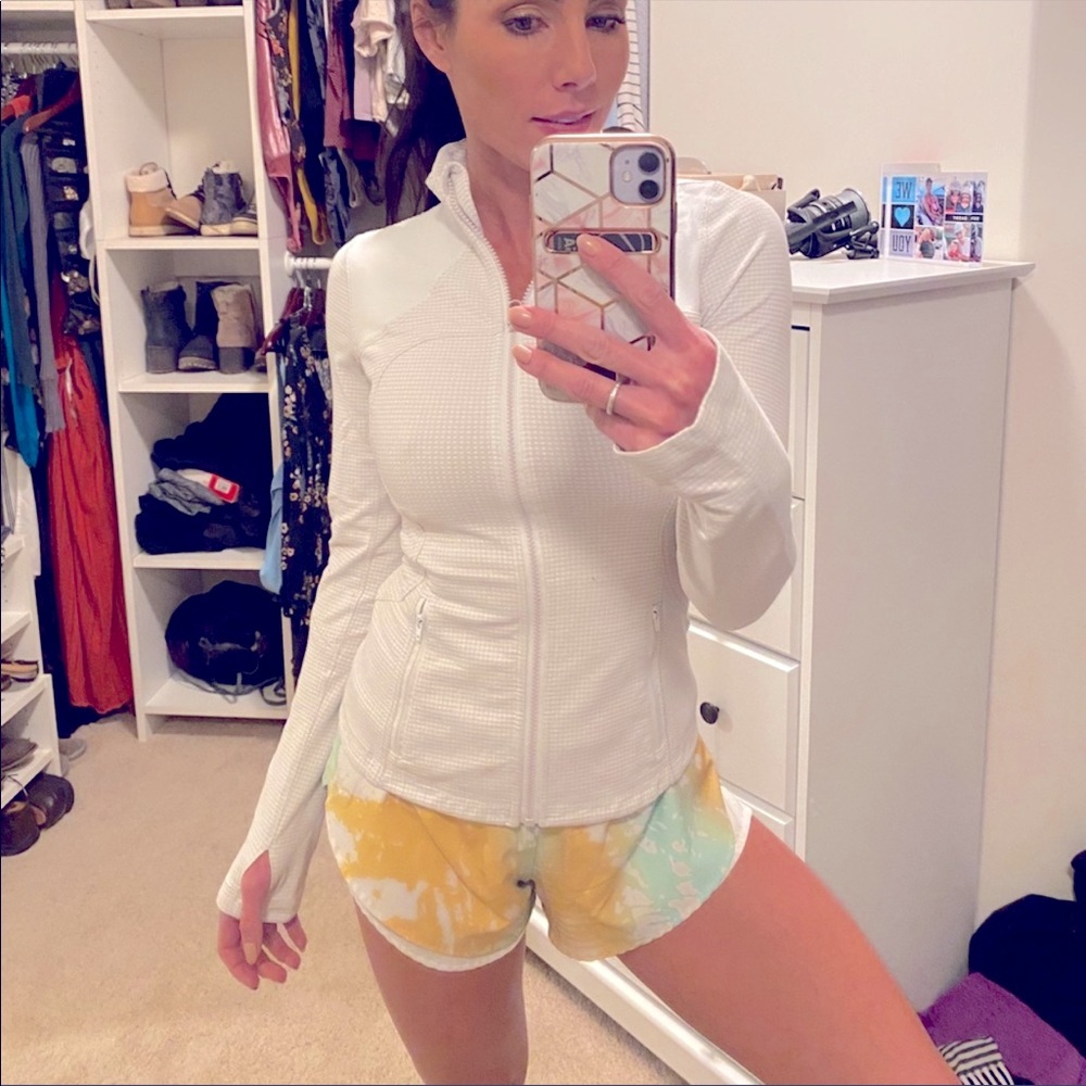 Like New Fabletics Shorts W/Built In Liner - image 2